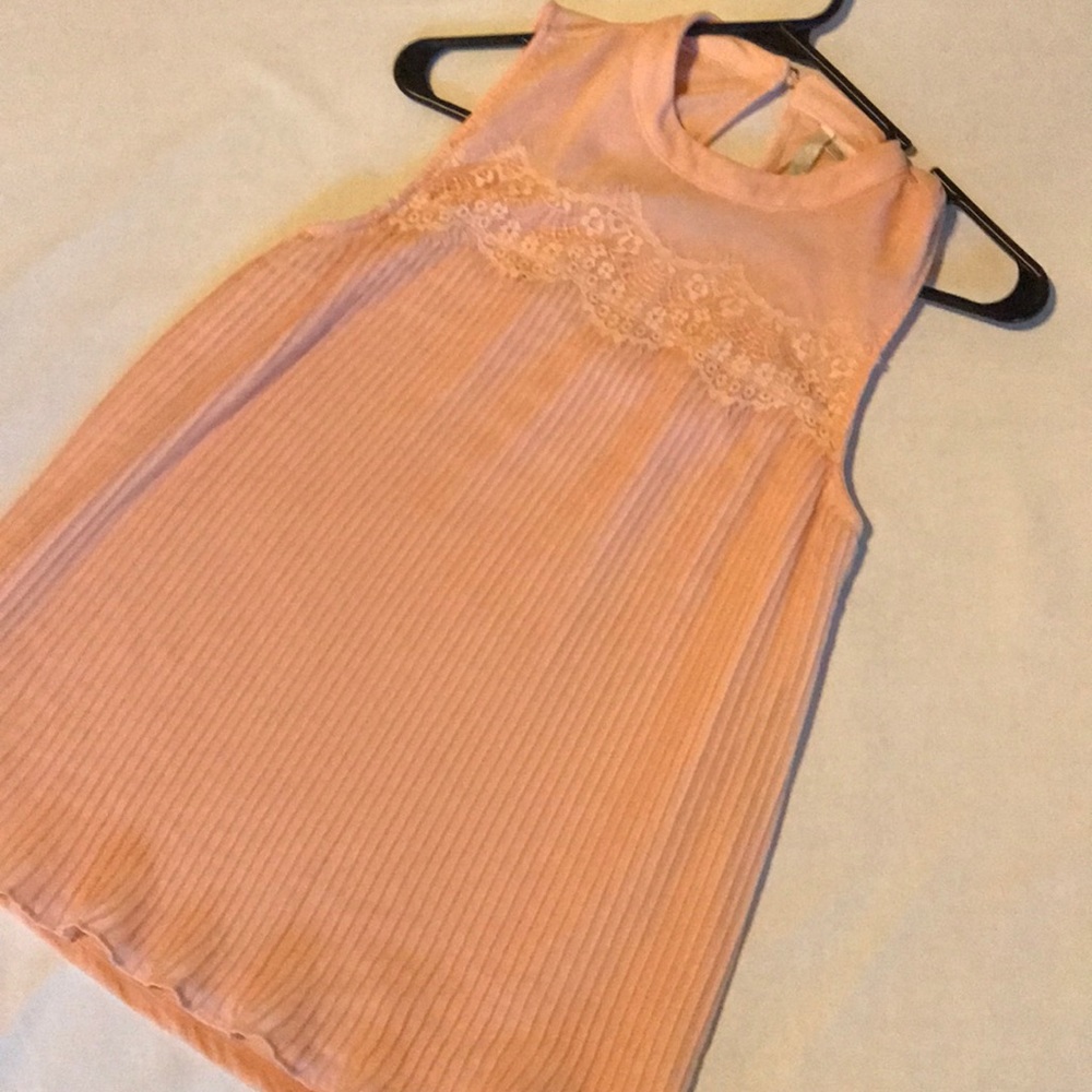 LC Lauren Conrad Pink Lace Pleated Top